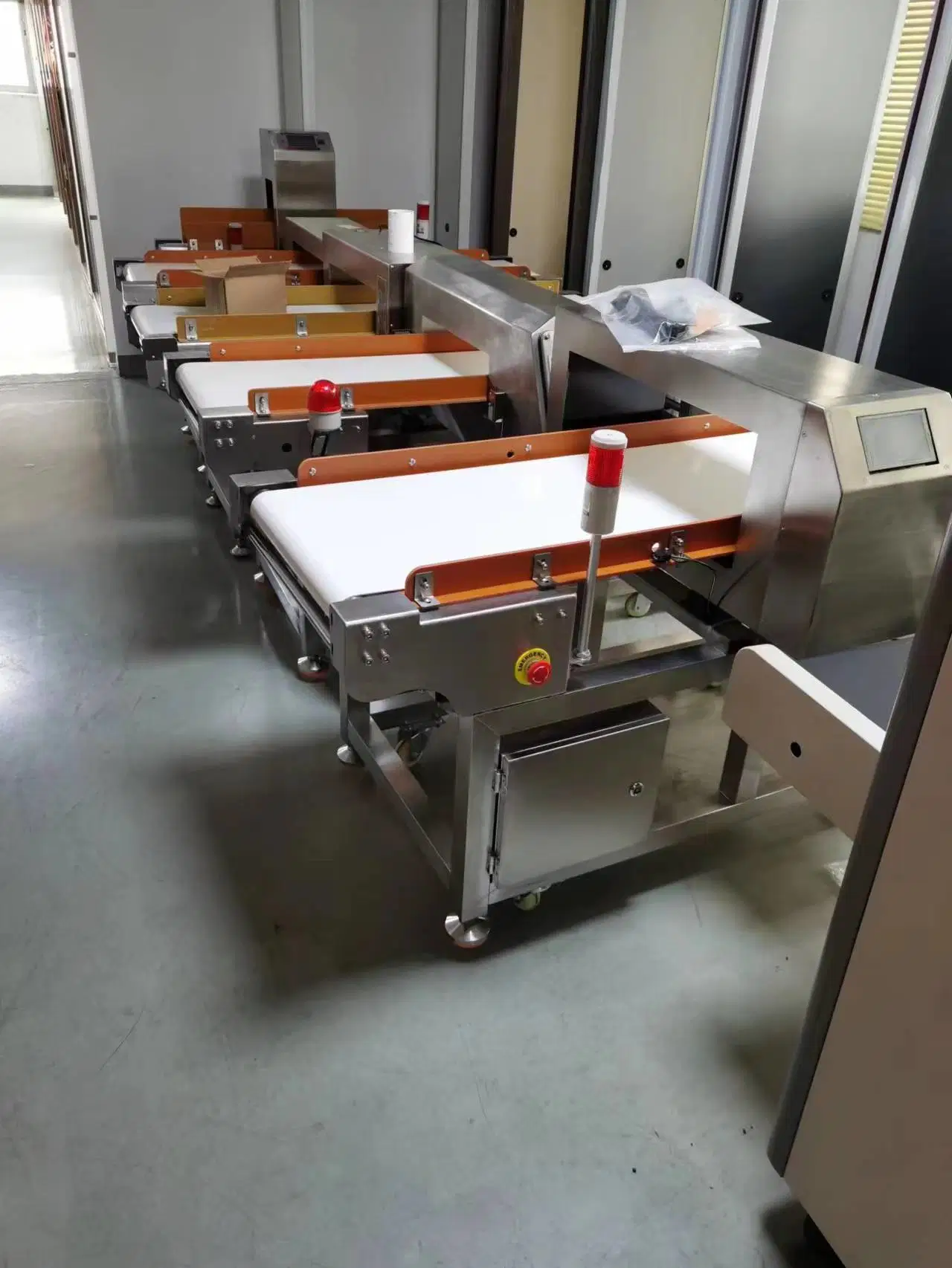 Industrial High Accuracy Automatic Conveyor Belt Metal Detector Machine Food Metal Detector Machine for Both Dry and Wet Food