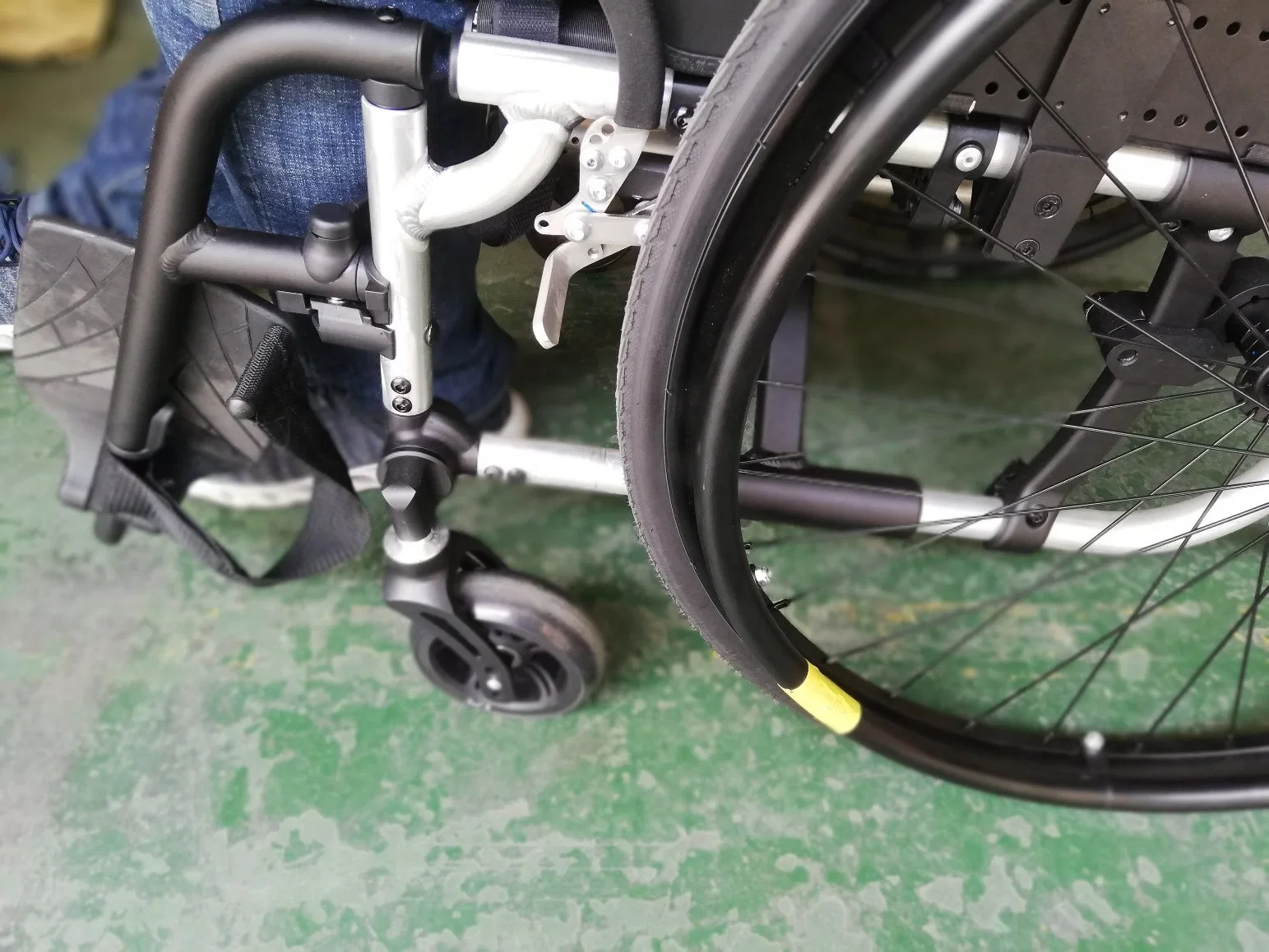 Die-Casting Aluminum CNC Machining for Wheelchair Part