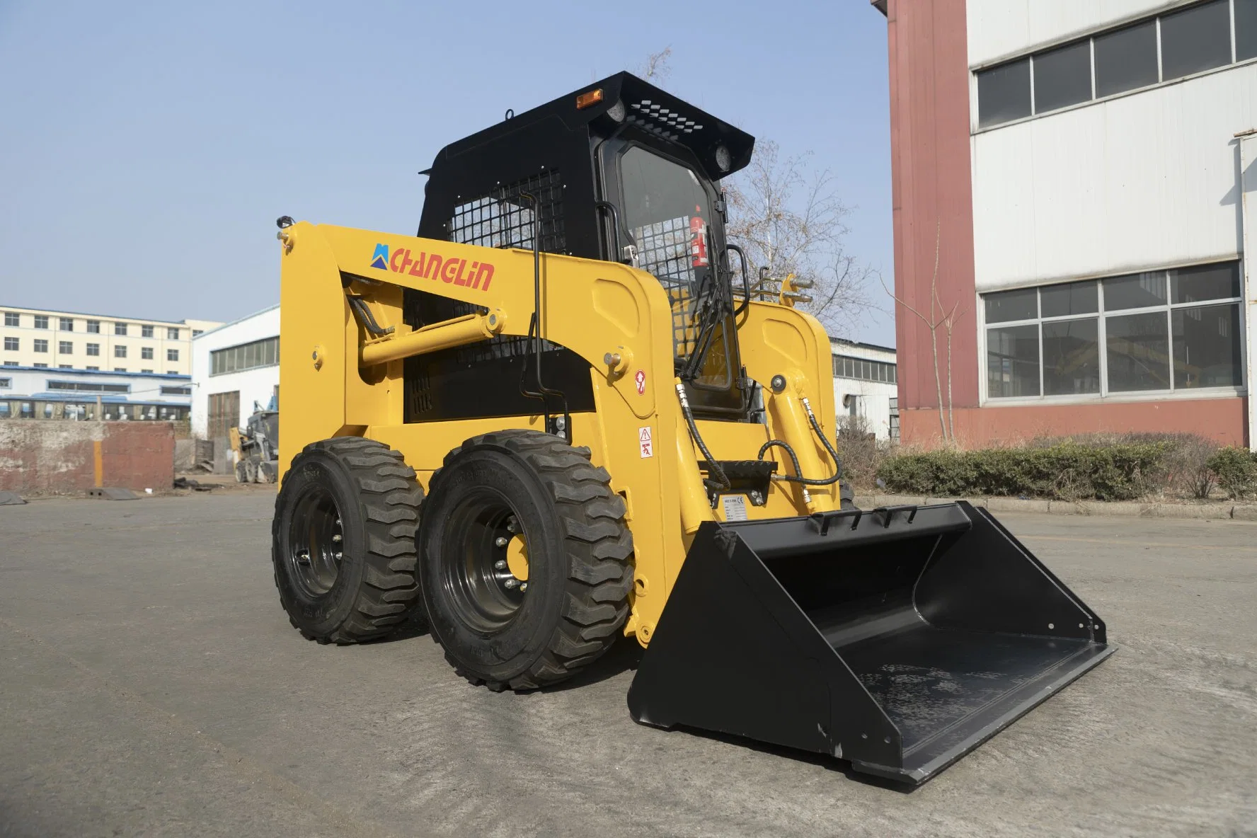 China Changlin Factory Supply New Arrival Mini Skid Steer Loader 75HP with CE