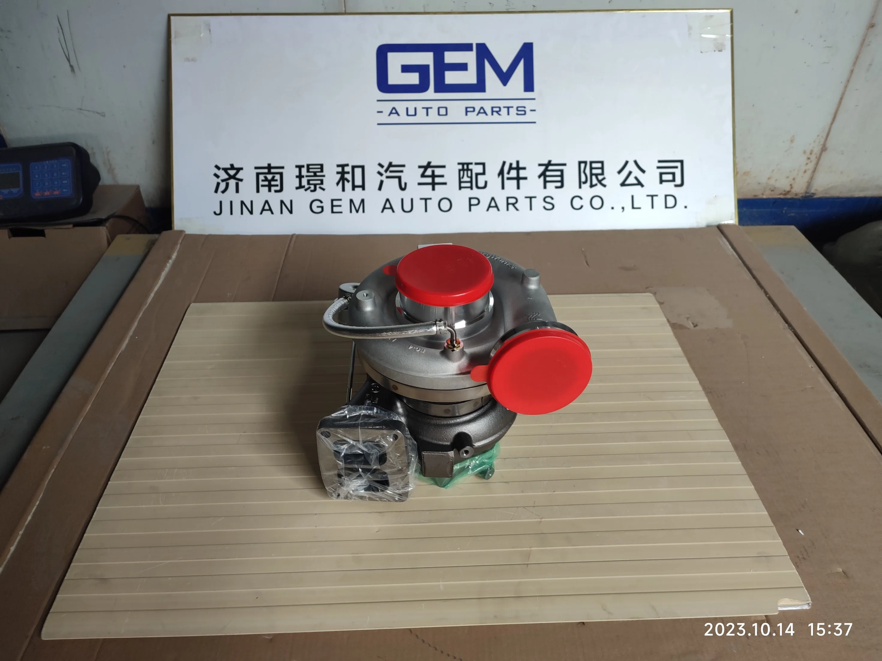 Turbocharger 1006352888 for Weichai Engine Mining Truck Spare Parts