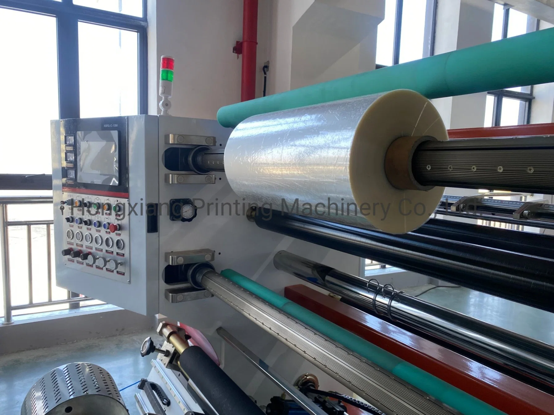 Cost Saving Economy High Speed Plastic Foil Slitting Machine Line for Film Cutting and Rewinding