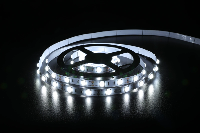 DC24V SMD6060 20leds/m Large light beam angle 170 degree Flexible LED strip light with lens