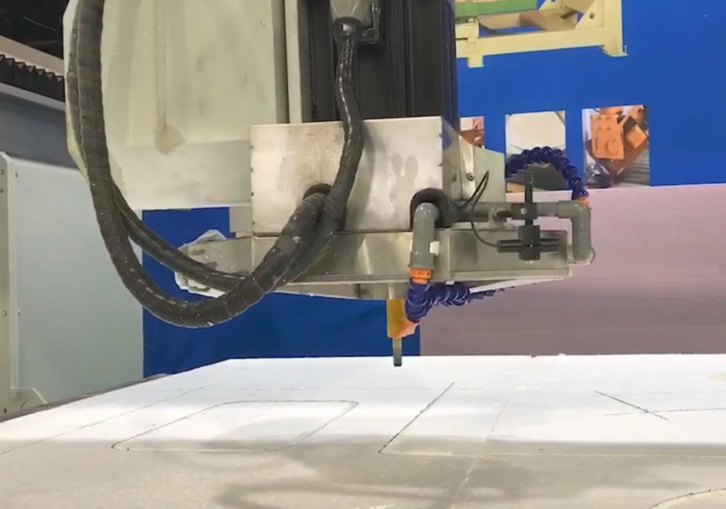 Italian System 5 Axis CNC Bridge Saw Making Kitchen Countertop Cutting Drilling