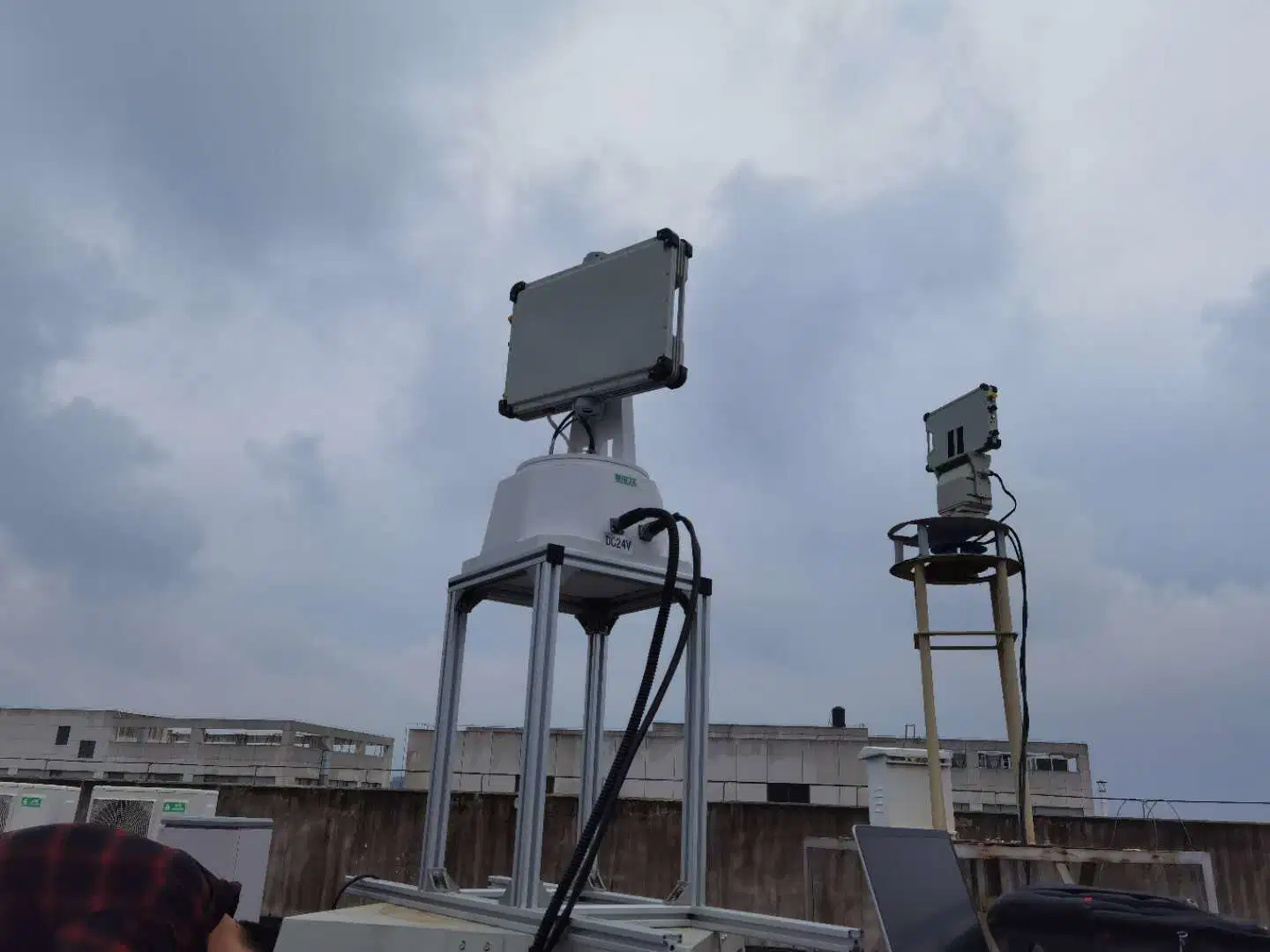 Air Surveillance Radar with PTZ Camera Integrated Technology