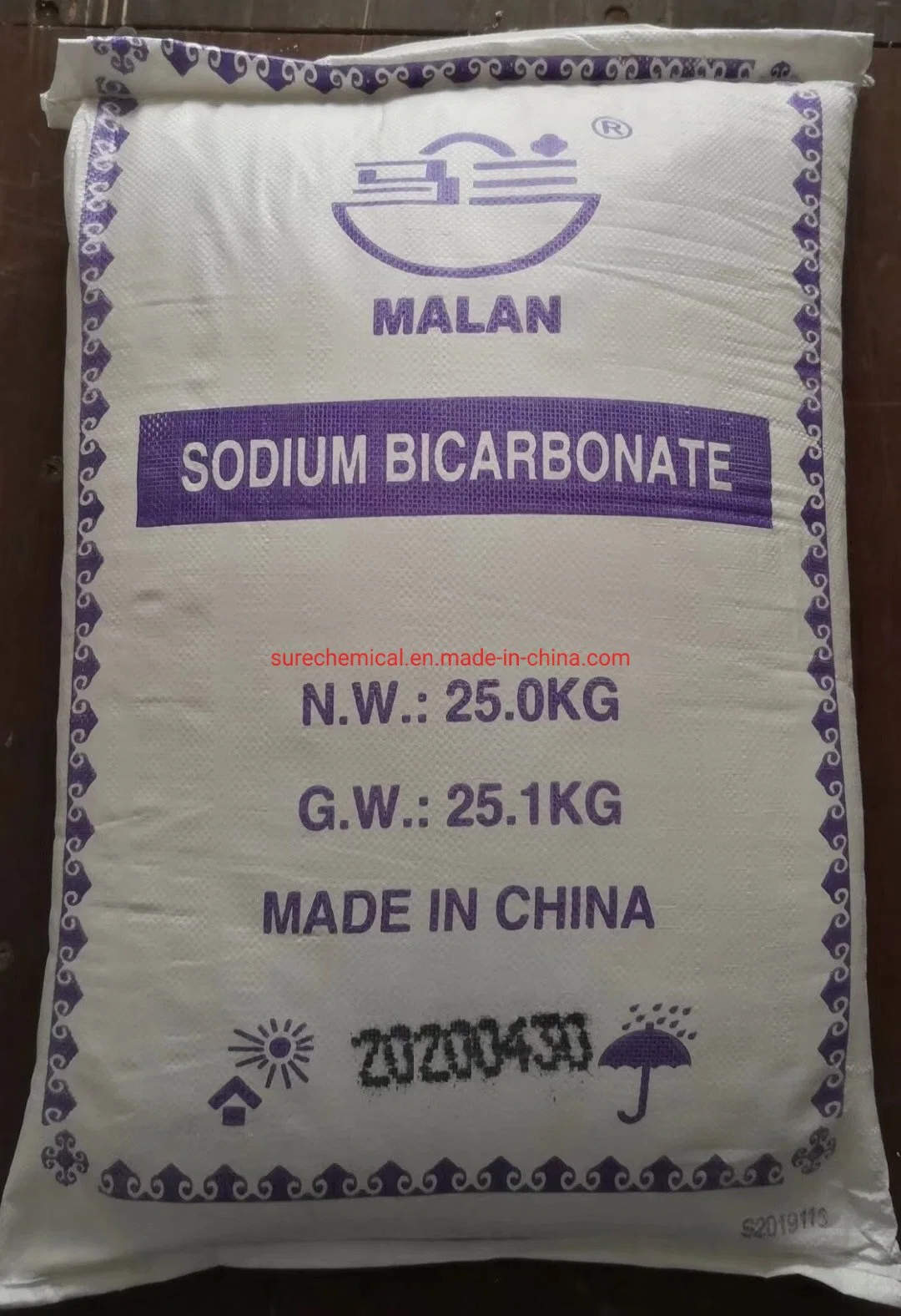 China Above 99% White Powder Sodium Bicarbonate Baking Soda Food Additive