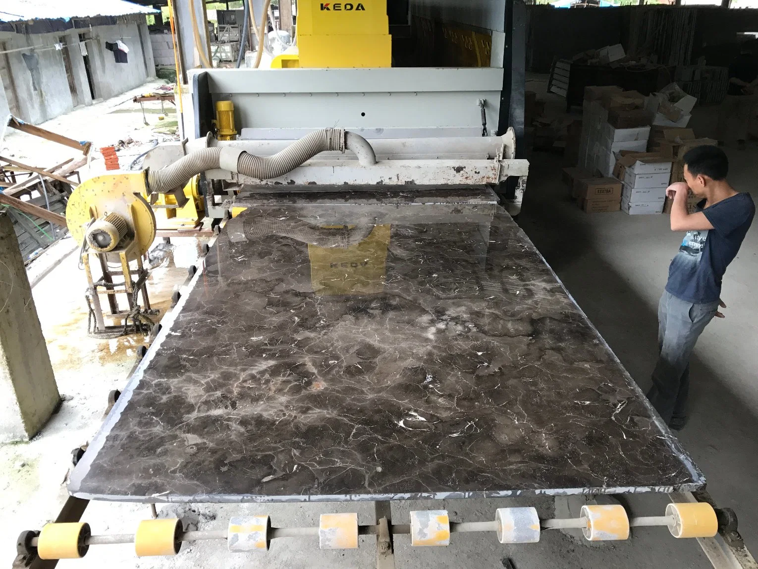 China Good Price Dark Emperador Marble Polished Slabs