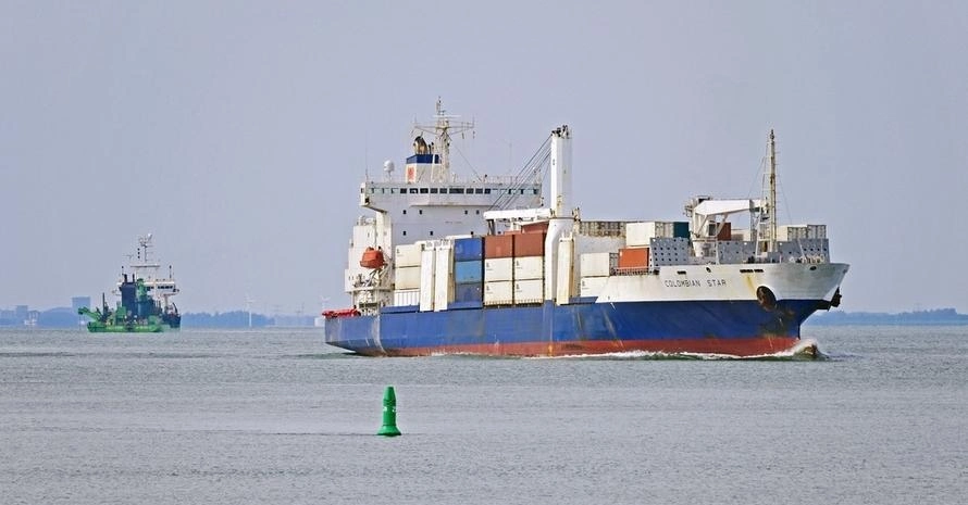 Service de porte à porte rapide et bon marché transport maritime de fret Transitaire de Chine à l'international