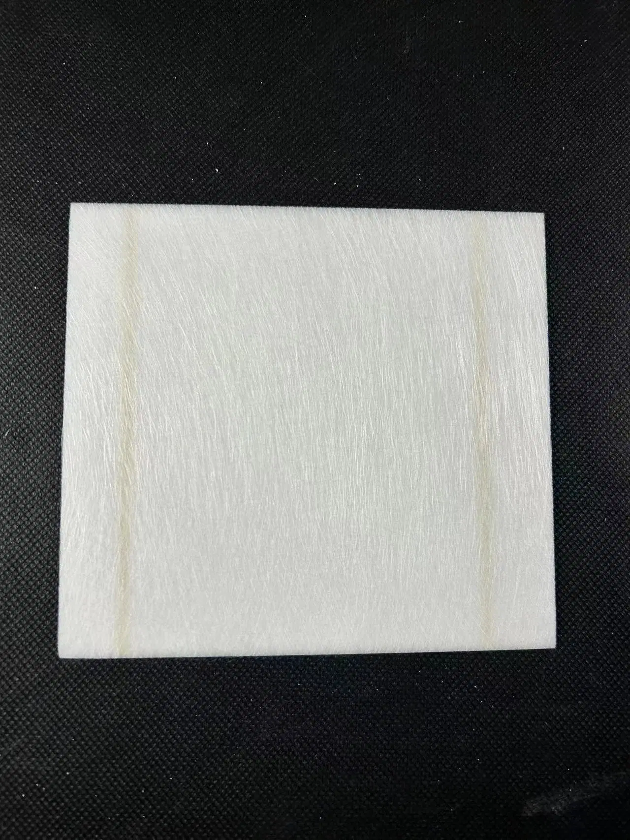 136 × 148 × 1.82 2 linhas produção linha de filme de iões de lítio húmida Processar papel de fibra de vidro PVC para fibra de vidro PE de carregamento a seco Separador de baterias AGM