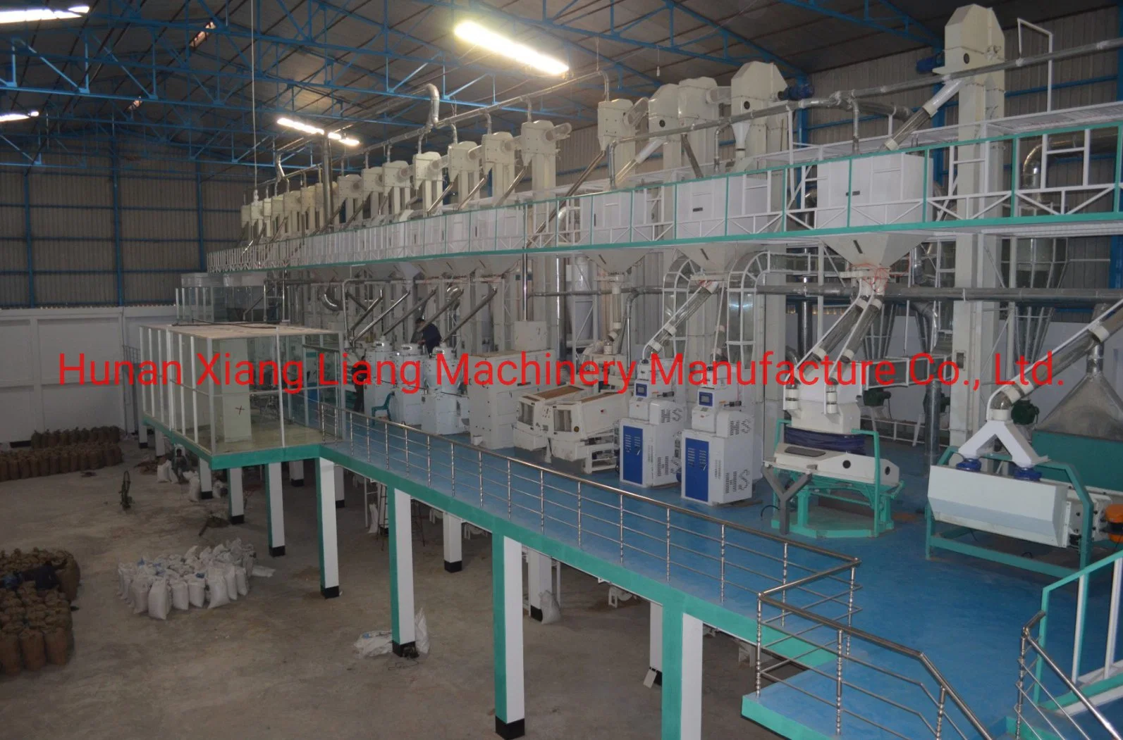 Toutes les boîtes en bois de marque Xiangliang farine machine ensemble complet riz Fraisage