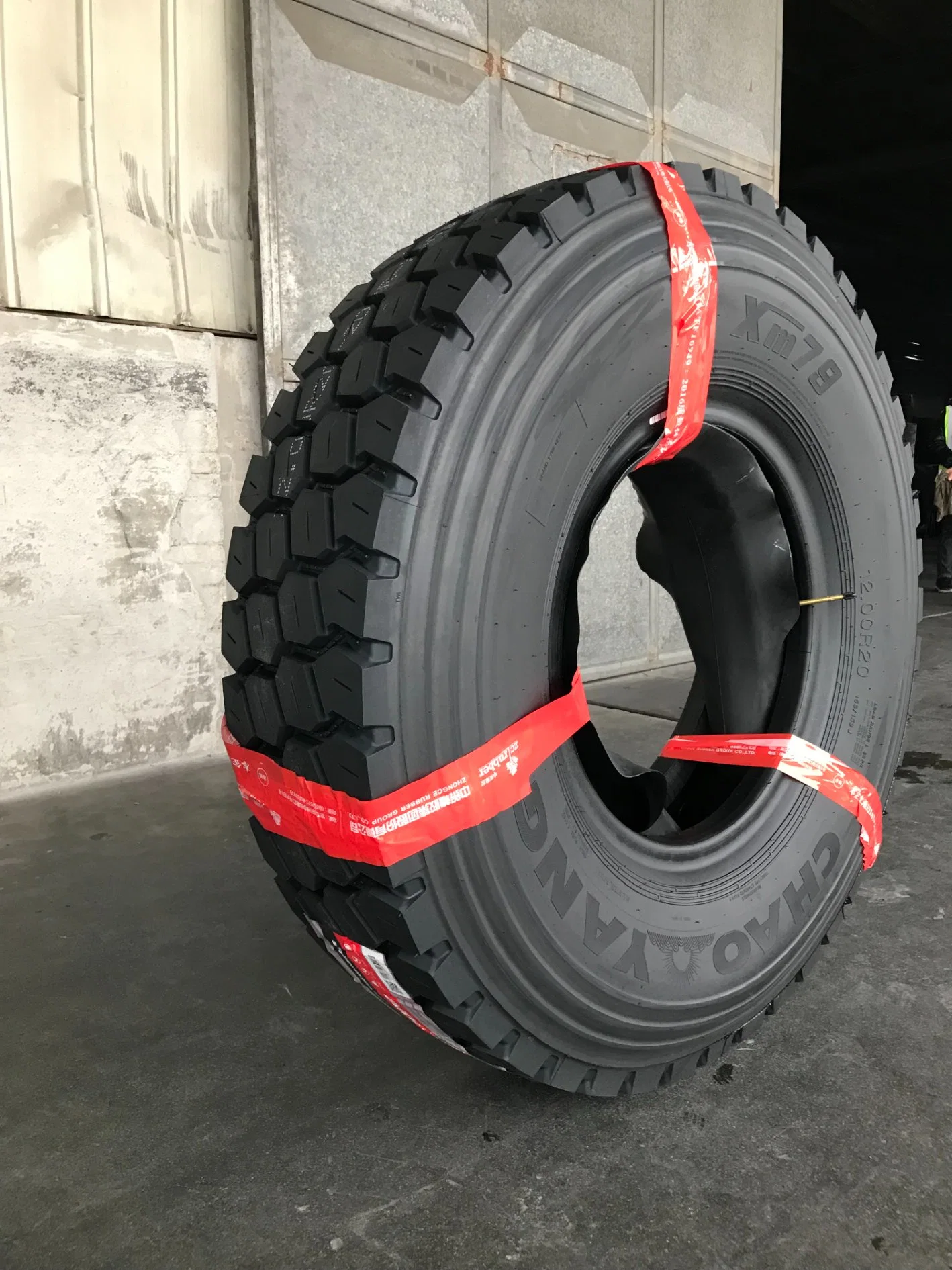 Top Quality Brand Chaoyang 12.00r20 Xm79 Tires for Various Trucks