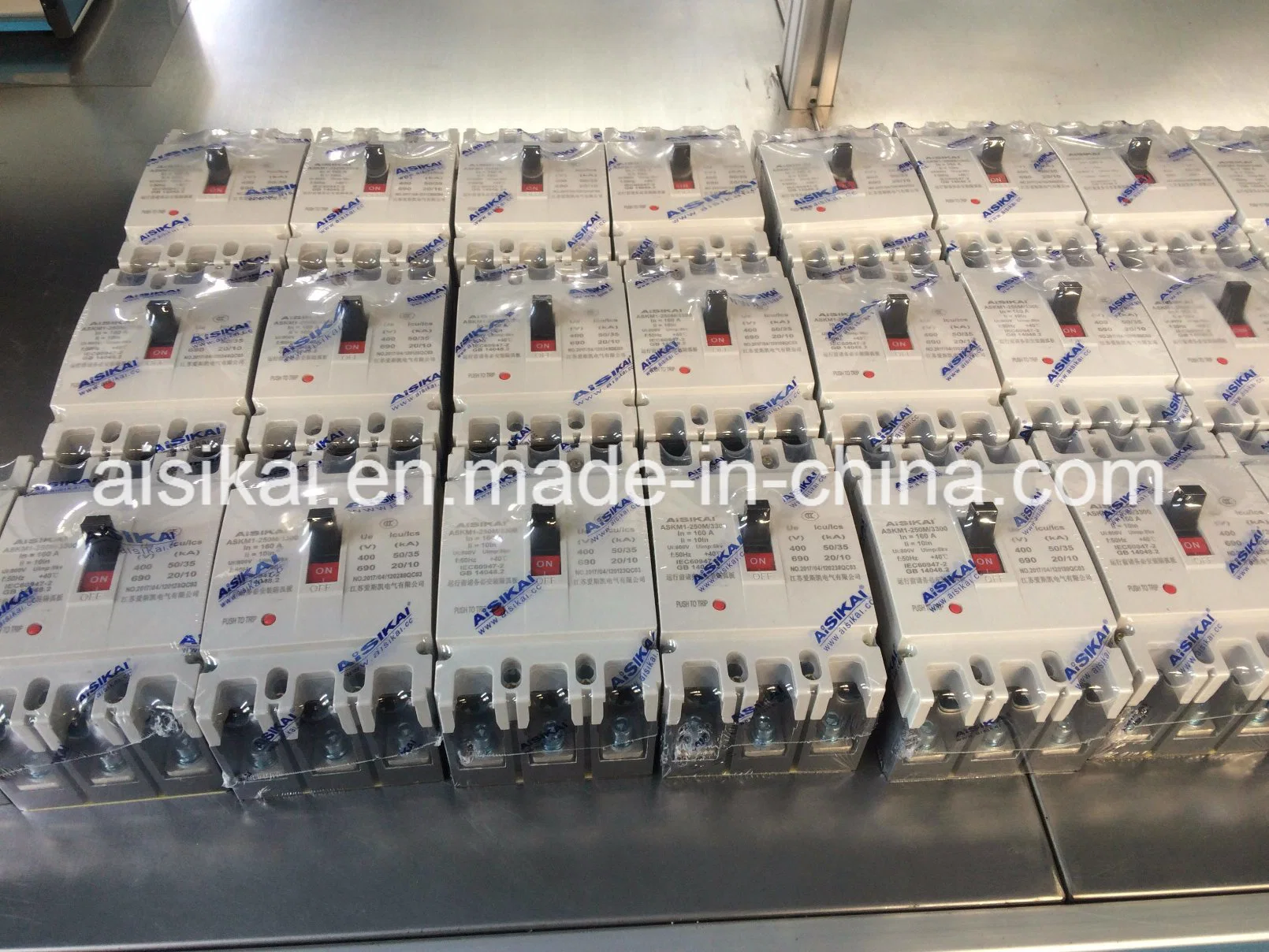 63-100A CE/CCC Electronic Circuit Breaker