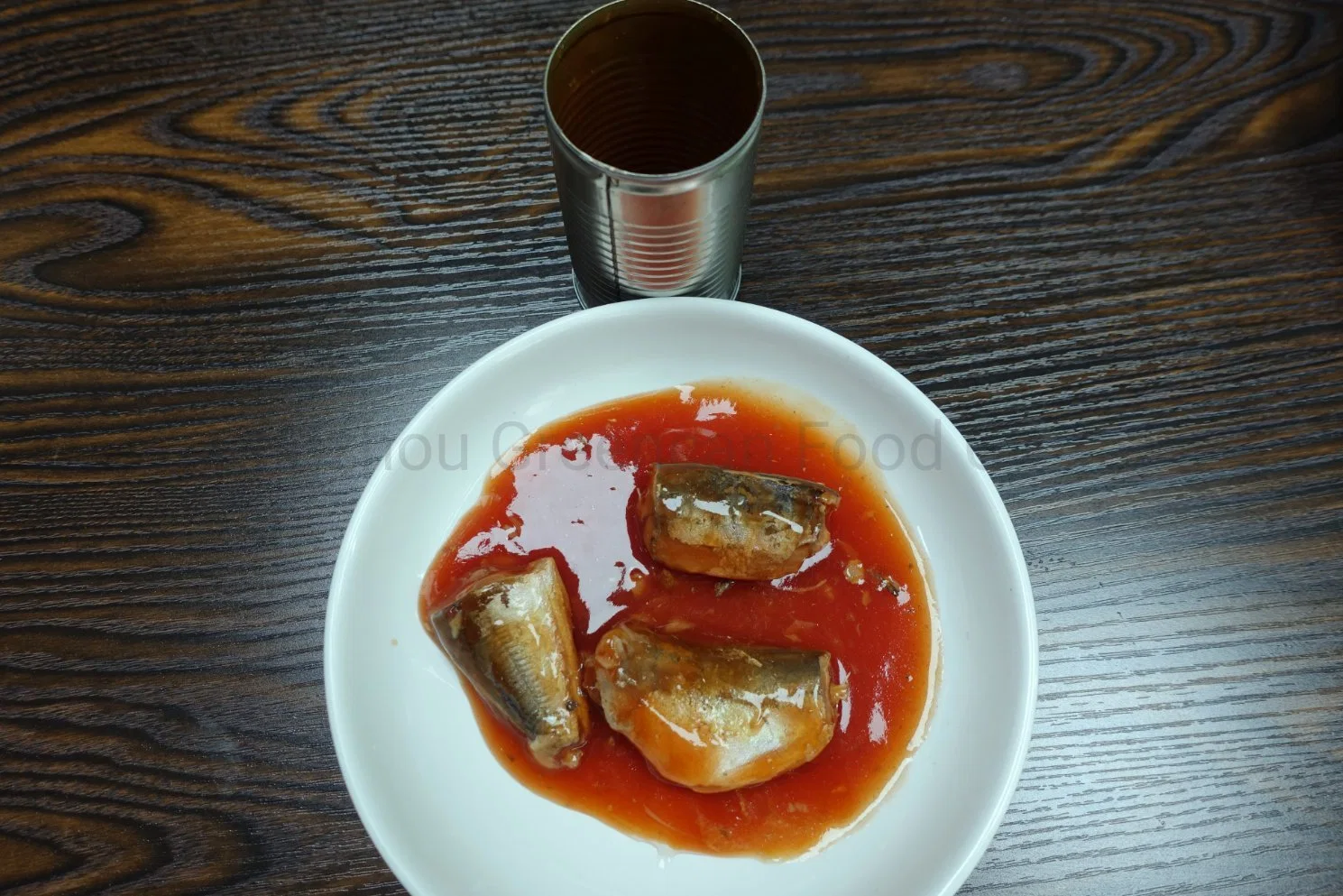 China Fresh Seafood Canned Mackerel Fish in Tomato Sauce