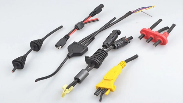 Custom Automotive Molded Sr Cable Assembly with OEM