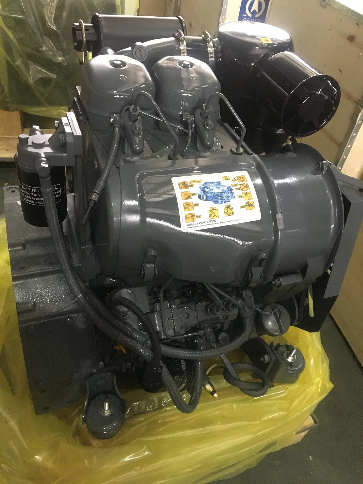 F2l912 Air Cooled Deutz 2 Cylinder Diesel Engine