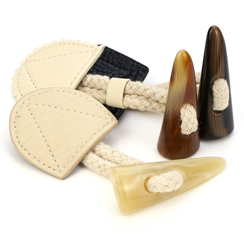 Fashion Custom 3cm 4cm 5cm Plastic Toggle Button Overcoat DIY Horn Toggle Button for Garment Accessory
