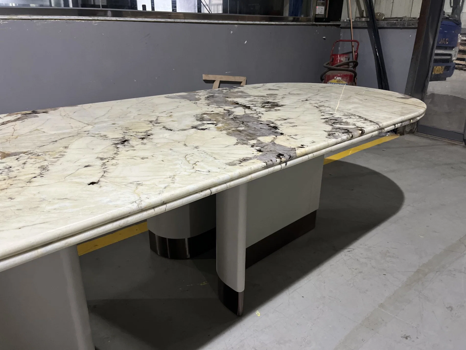 Copenhague Granite Luxury Dinning Table