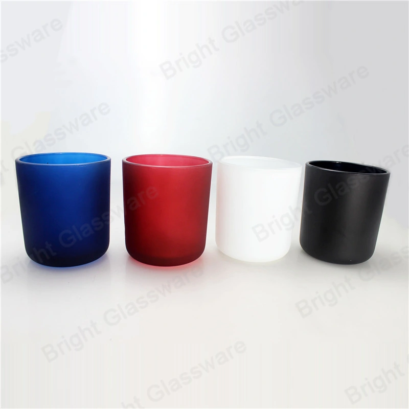 Bougie en verre de couleur mat pot avec couvercle en plastique