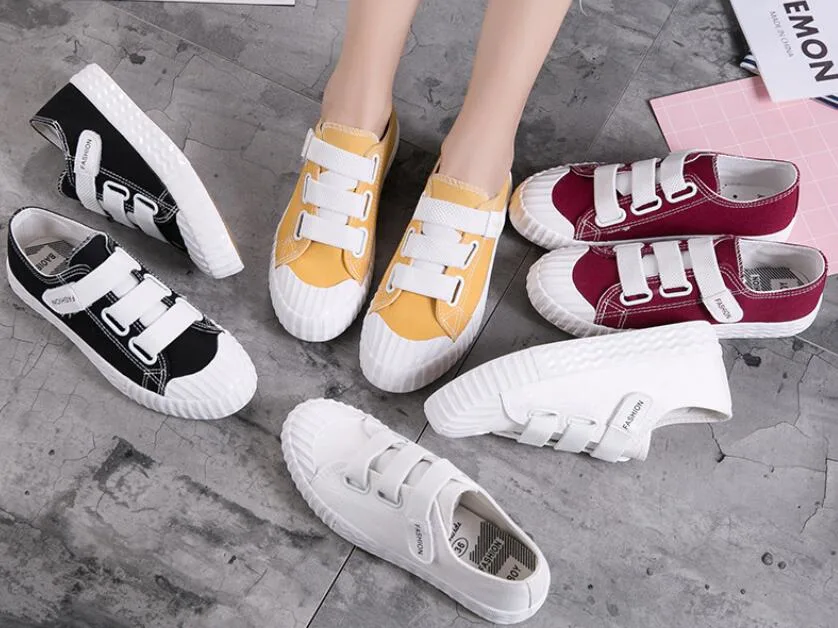 Latest Fashion Canvas Casual Sneakers China Wholesale Sport Shoes