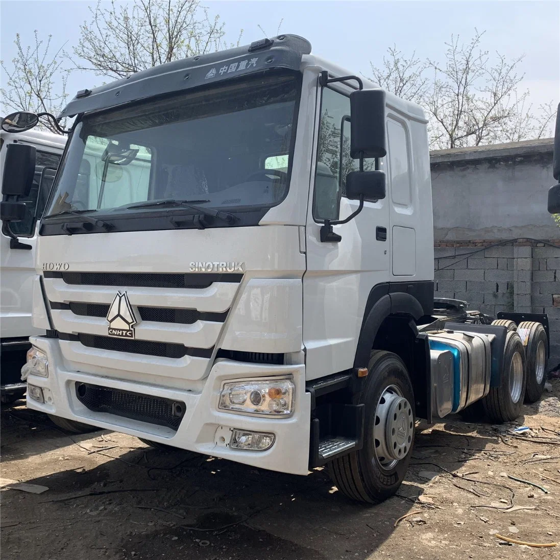 Second Hand Prime Mover 6X4 Used Tractor Truck Rhd 10 Tires Truck Head