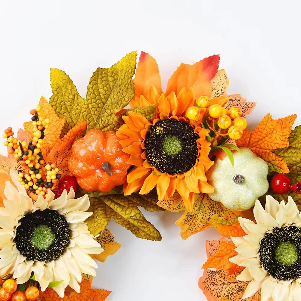 Coroa de Outono com Folhas de Bordo Amarelas e Abóbora Artificial para Colheita e Halloween.