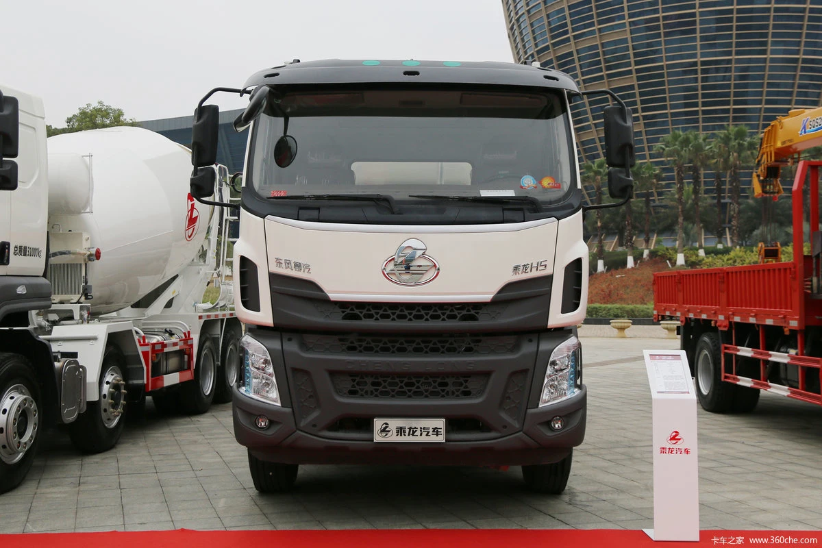 ناقلة وقود Dongfeng Liuqi Chengلونج H5 240 HP 6X2 OI شاحنة