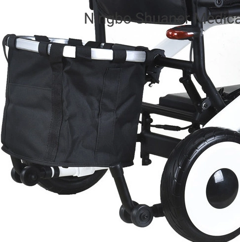 Les produits médicaux OEM de pliage de fauteuil roulant électrique de commande à distance d'alimentation Rollator pliable Walker