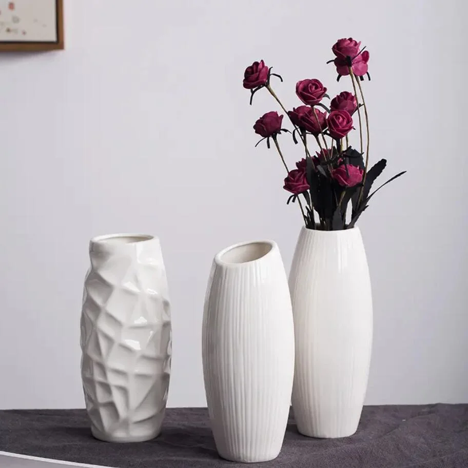 Nuevo diseño White Ceramic Flor jarrón Craft