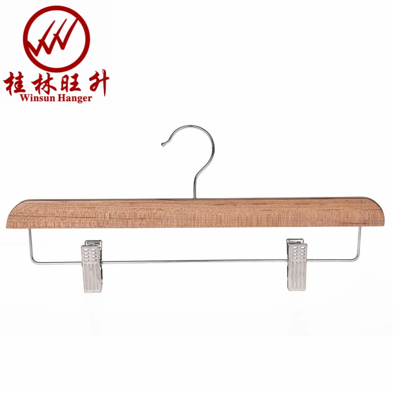 2021 Winsun Customized Solid Wooden Pants Cheap Hangers with Metal Clips
