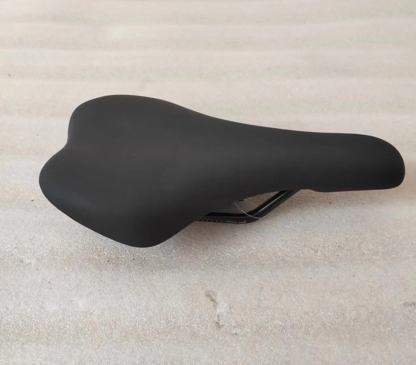 Light Weight Custom Soft Lether Kids Bicycle Seat Bike Saddle