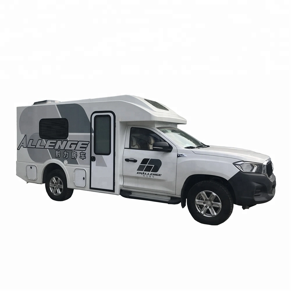 RV/ Caravan/ Motorhome Vehicle Luxury Touring Car Recreational Vehicle Vacation Carmotor Caravan Camper Car