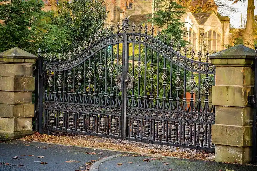 Aluminium Art Gate Aluminium Alloy Villa Gate Gusseisen Tor Gemeinschaft Rural Selbstbau Haus Eisen Art Eingang Tür Innenhof