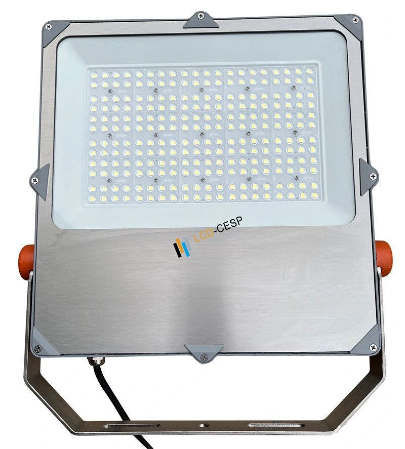 Éclairage de travail à LED 100W Projecteur à LED 3000K Éclairage à LED Projecteur monté Étanche à la flamme Lumière extérieure IP66 Projecteur 220V 140lm/W Projecteur à LED