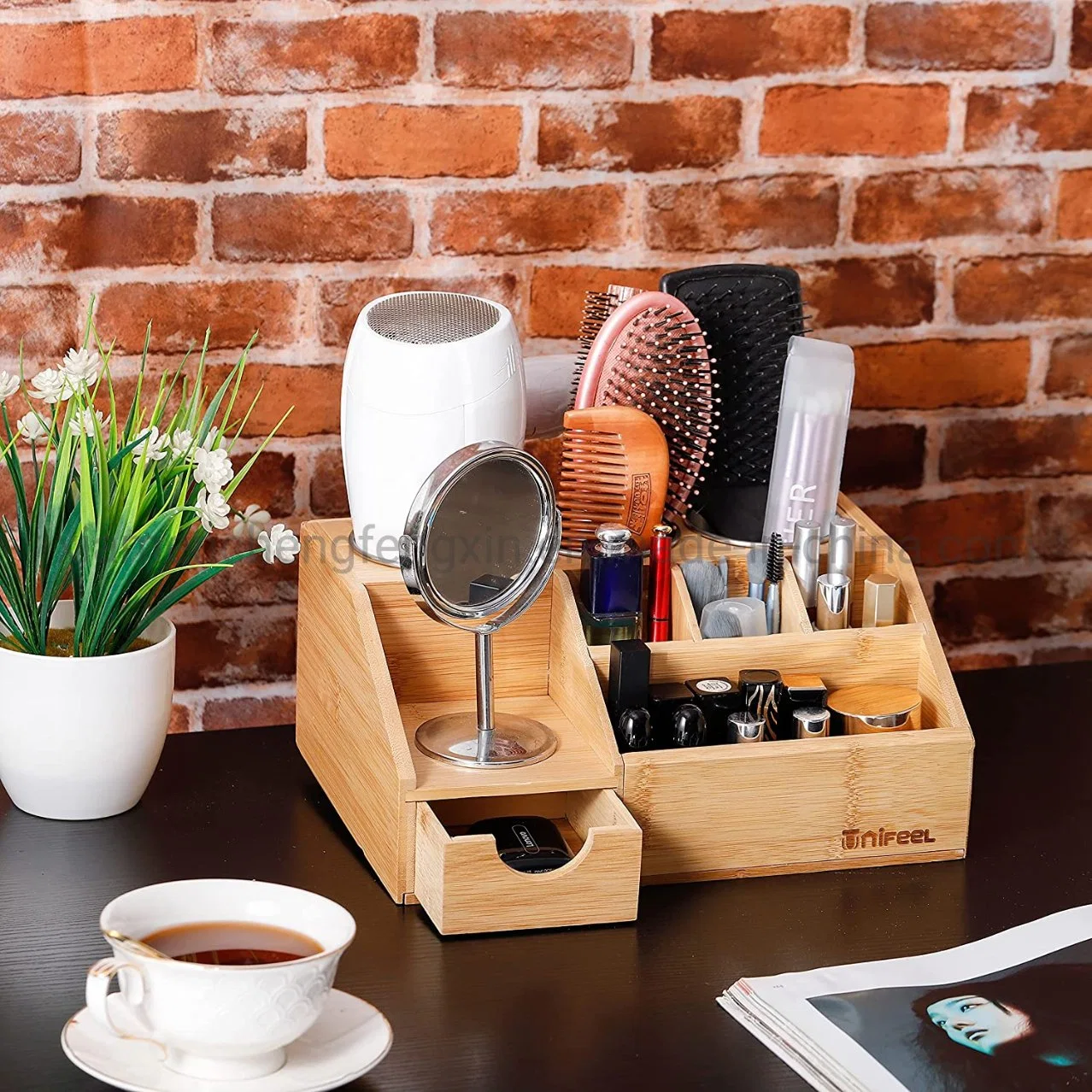 Outil de cheveux Organisateur - Séchoir à cheveux de bambou titulaire détient tous les outils Hot Styling, brosse et la vanité accessoires - Fer à friser de comptoir titulaire