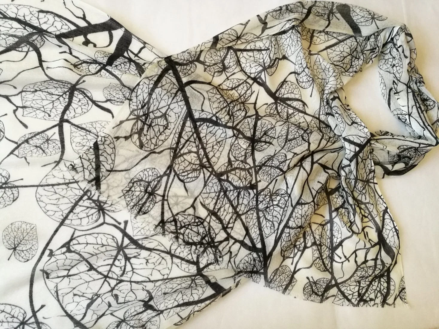 Cashmere Silk Leaves Light Shawl