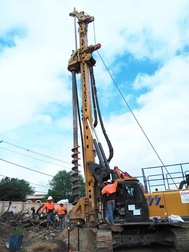 Xr130e fábrica 50m Crawler Rotary Drilling Rig para la venta