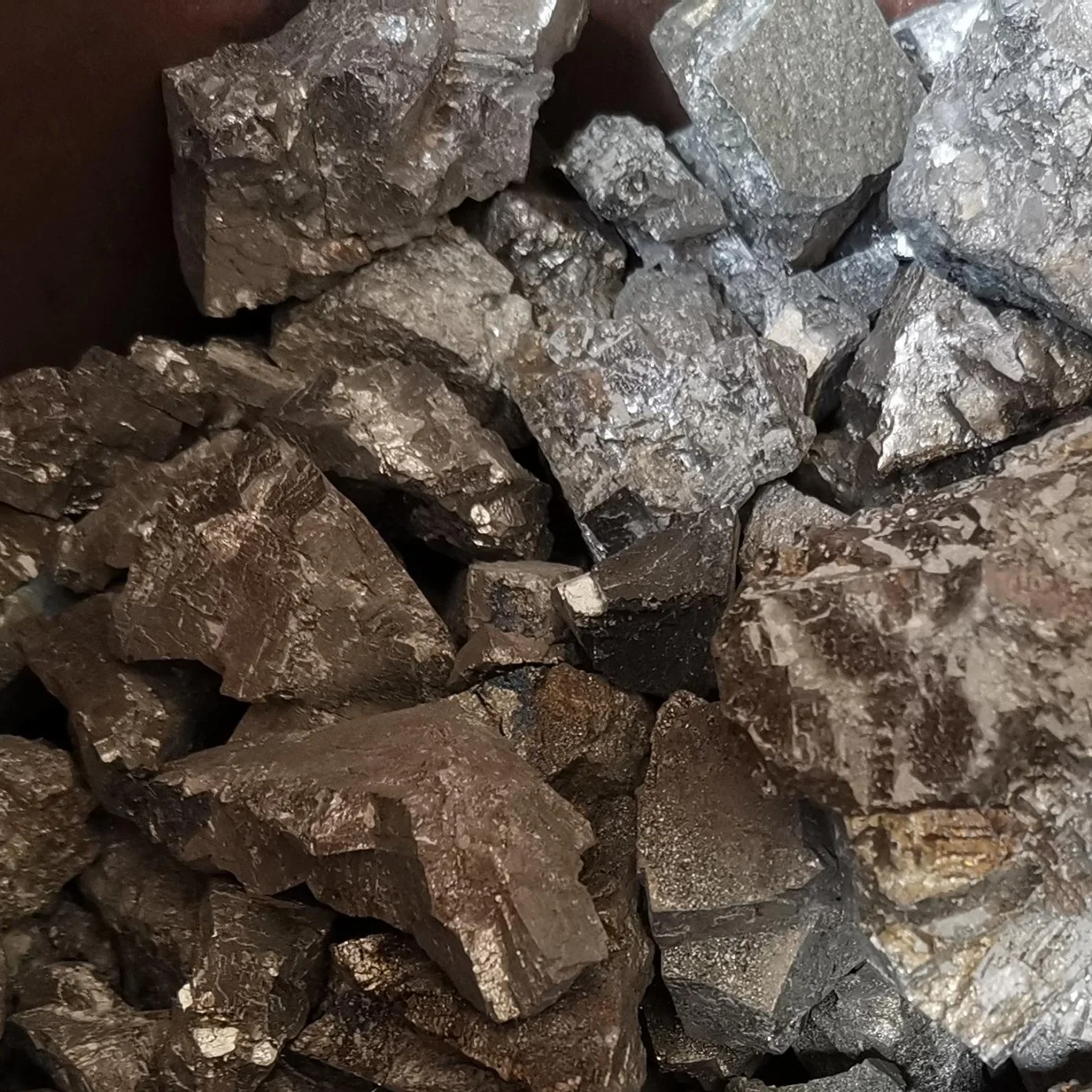 Factory Price High quality/High cost performance  Iron Vanadium Ferro Vanadium