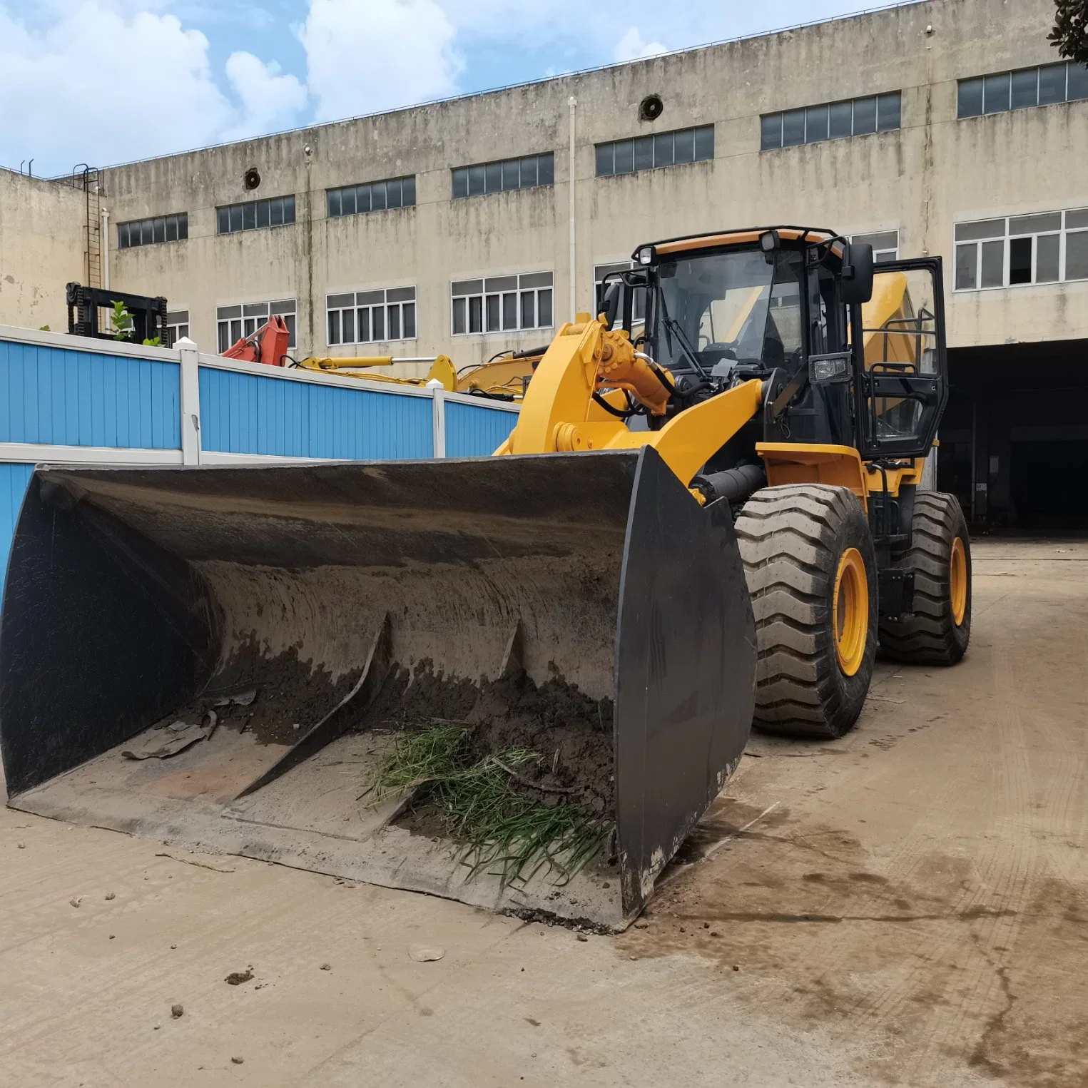 Used/ Second-Hand Machinery Liugong Hydraulic 6 Ton Wheel Loader (CLG862H)