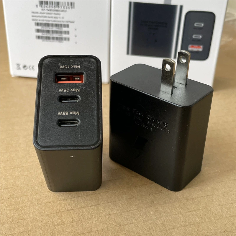 Universal USB Adapter Wandladegerät mit 65W Super Fast Charging