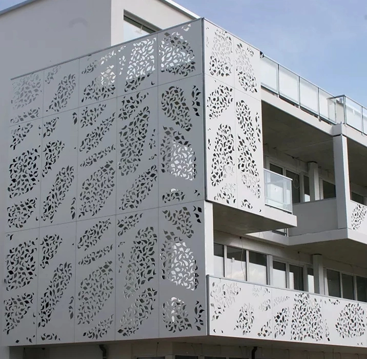 Fachada de material de construção esculpida em alumínio revestimento em painel com ventilação e fachadas perfurado Parede da cortina do defletor