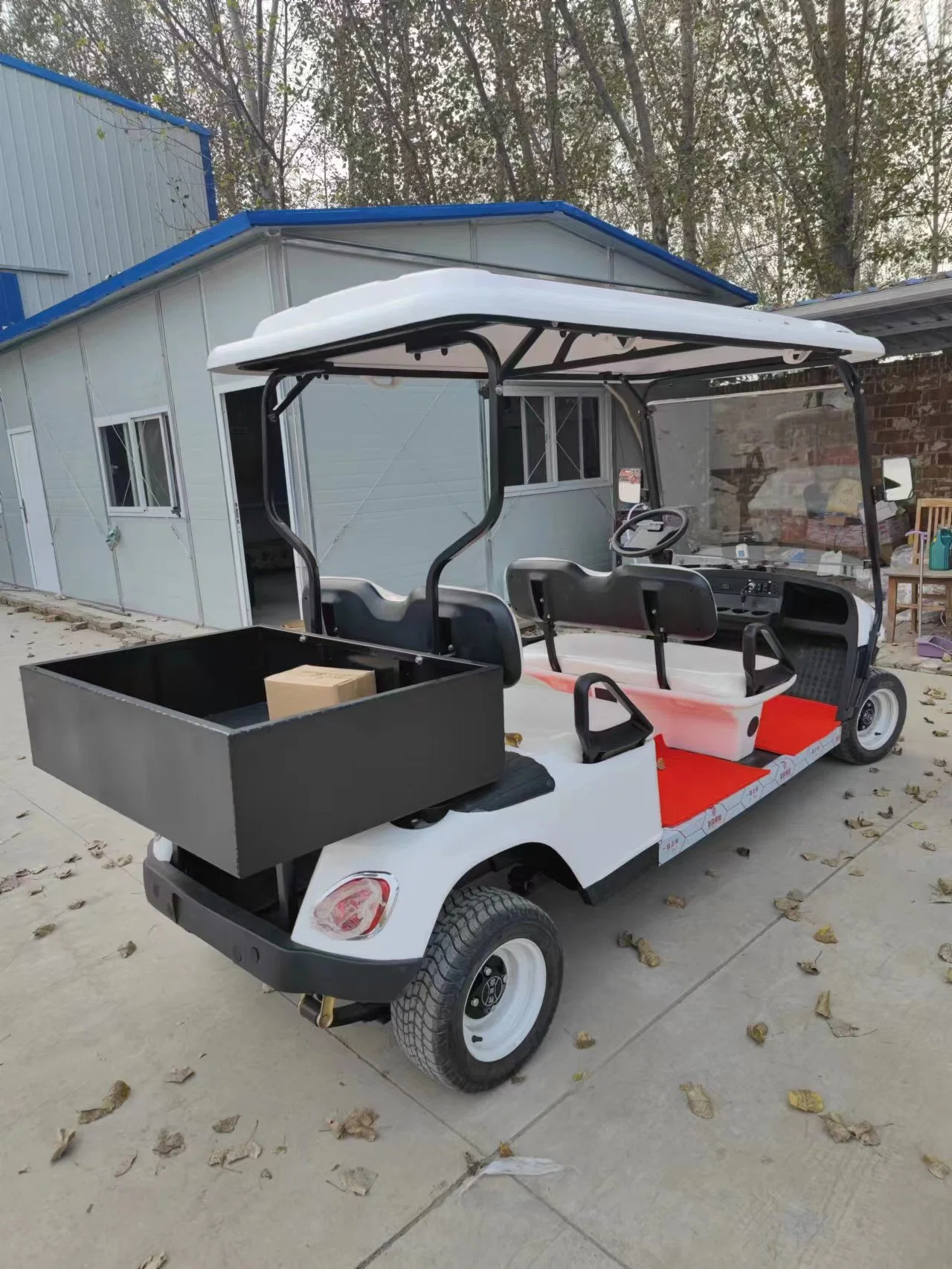 Electric Utility Vehicle Utility Cart Golf Car with Cargo Box