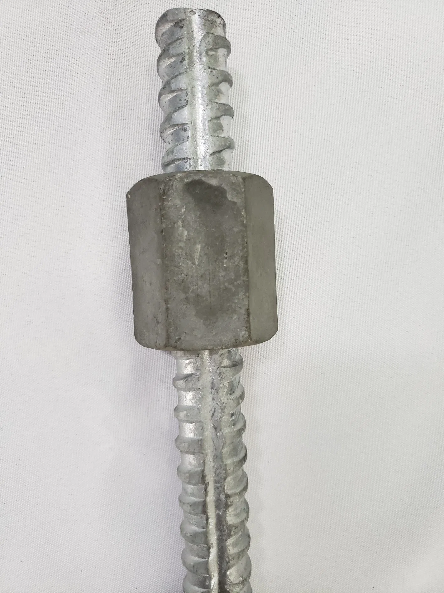 High Tensile Steel Screw Thread Bars for The Prestressing of Concrete