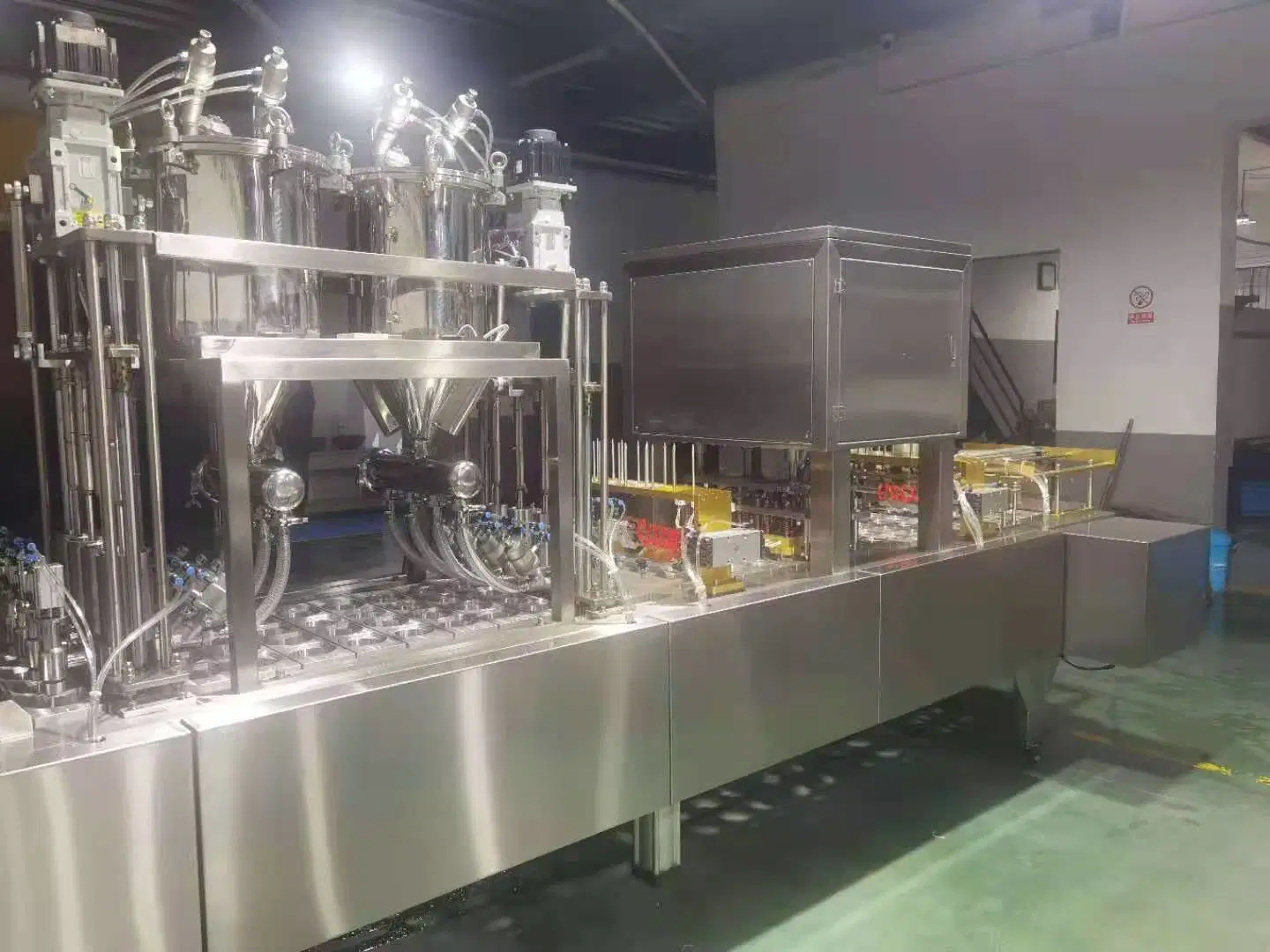 2022 High Technology Stainless Steel Water Cup Filling Machine