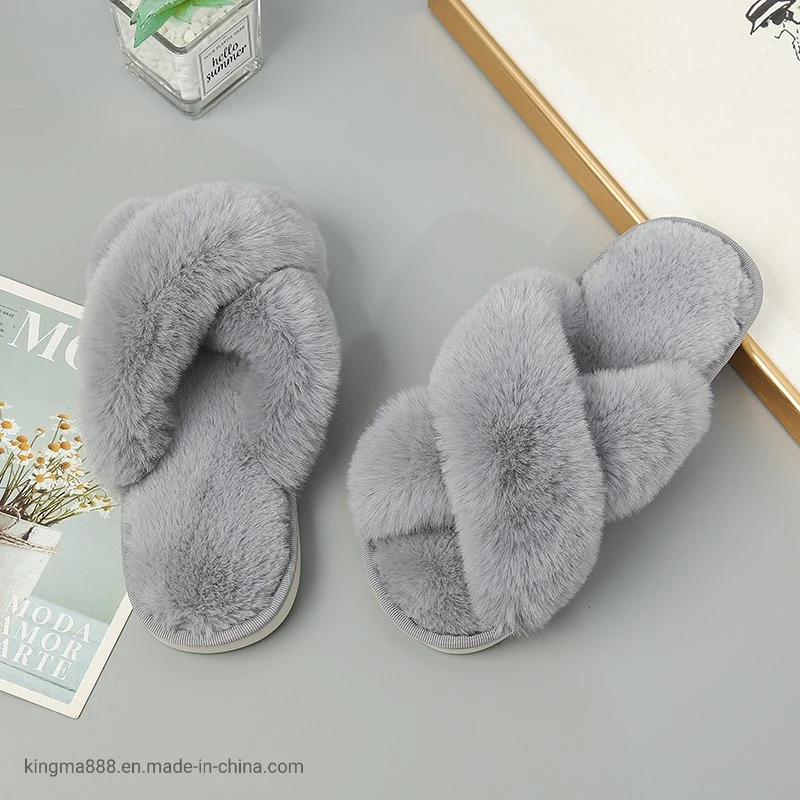 Customized Vendor Ladies Designer Fashion TPR Custom Logo Fur Slipper