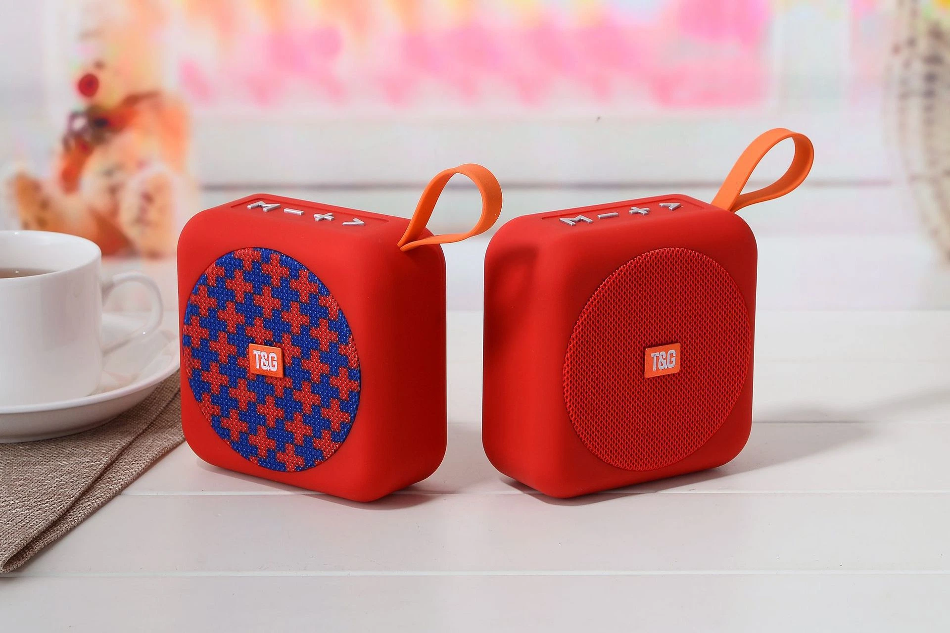 Rechargeable Mini Bt Speaker 400mAh Tg505 Stereo Wireless Music Player