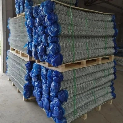 Clôture de chaîne galvanisée ou recouverte de PVC en usine de Chine