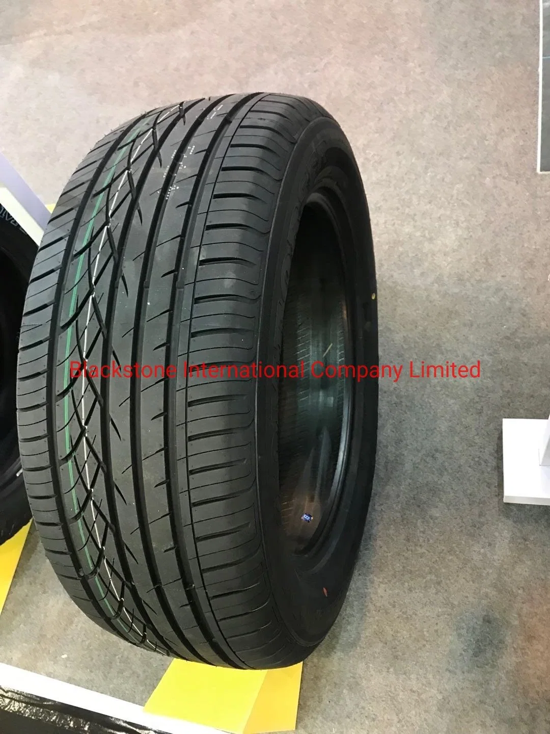 Light Truck Tyre Car Tire Passenger ATV Tires off Road