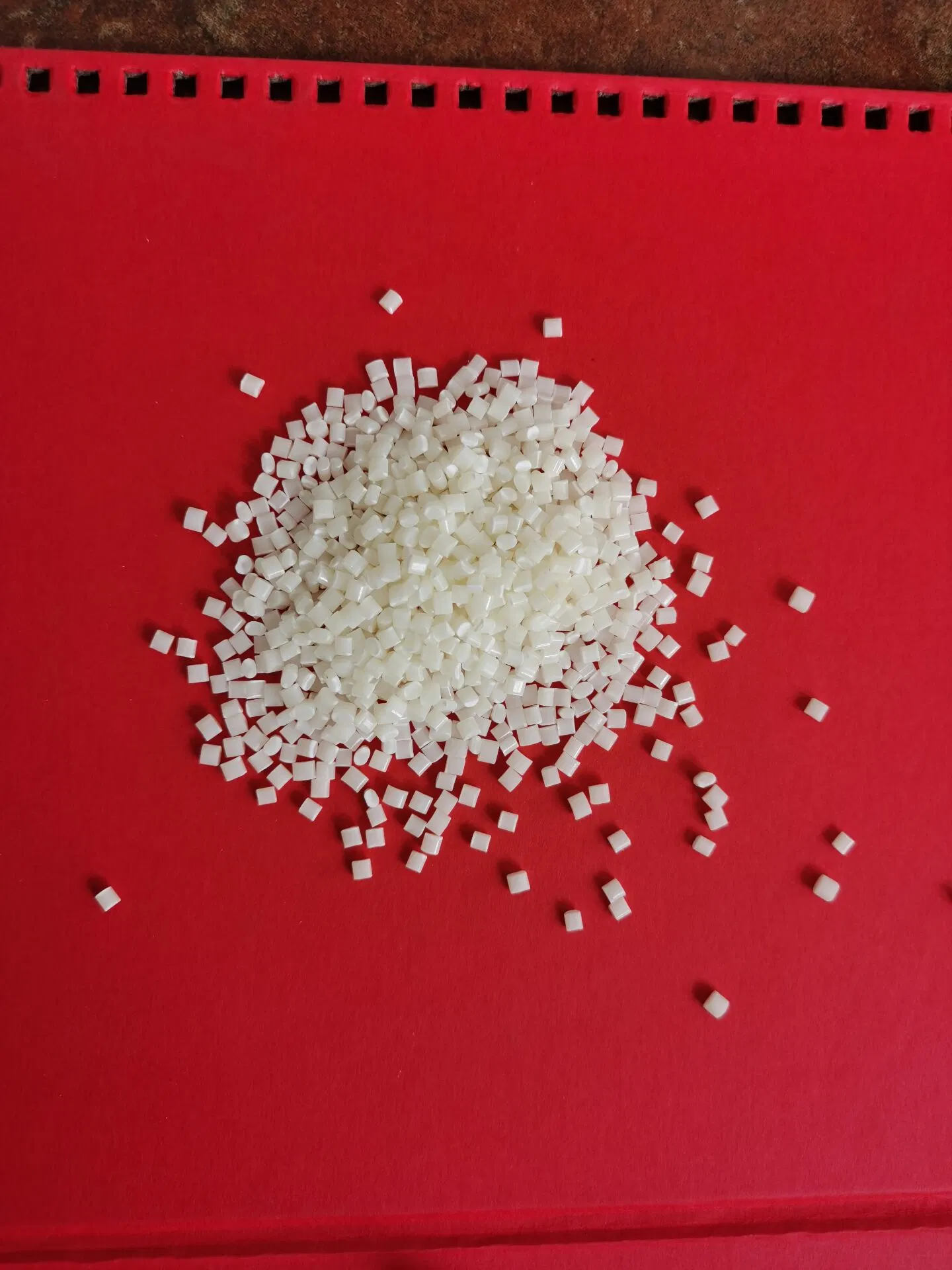 Plastics Raw Material PC Compound Resin Pellets ABS Polycarbonate Granules for Household Appliances