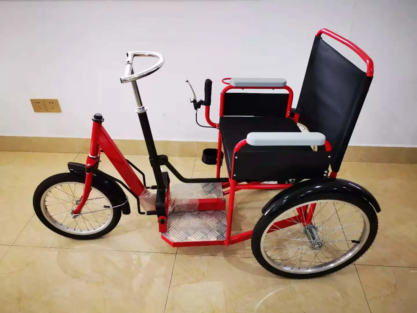 المعدات الطبية الدراجة الثلاثية العجلات للمعوقين