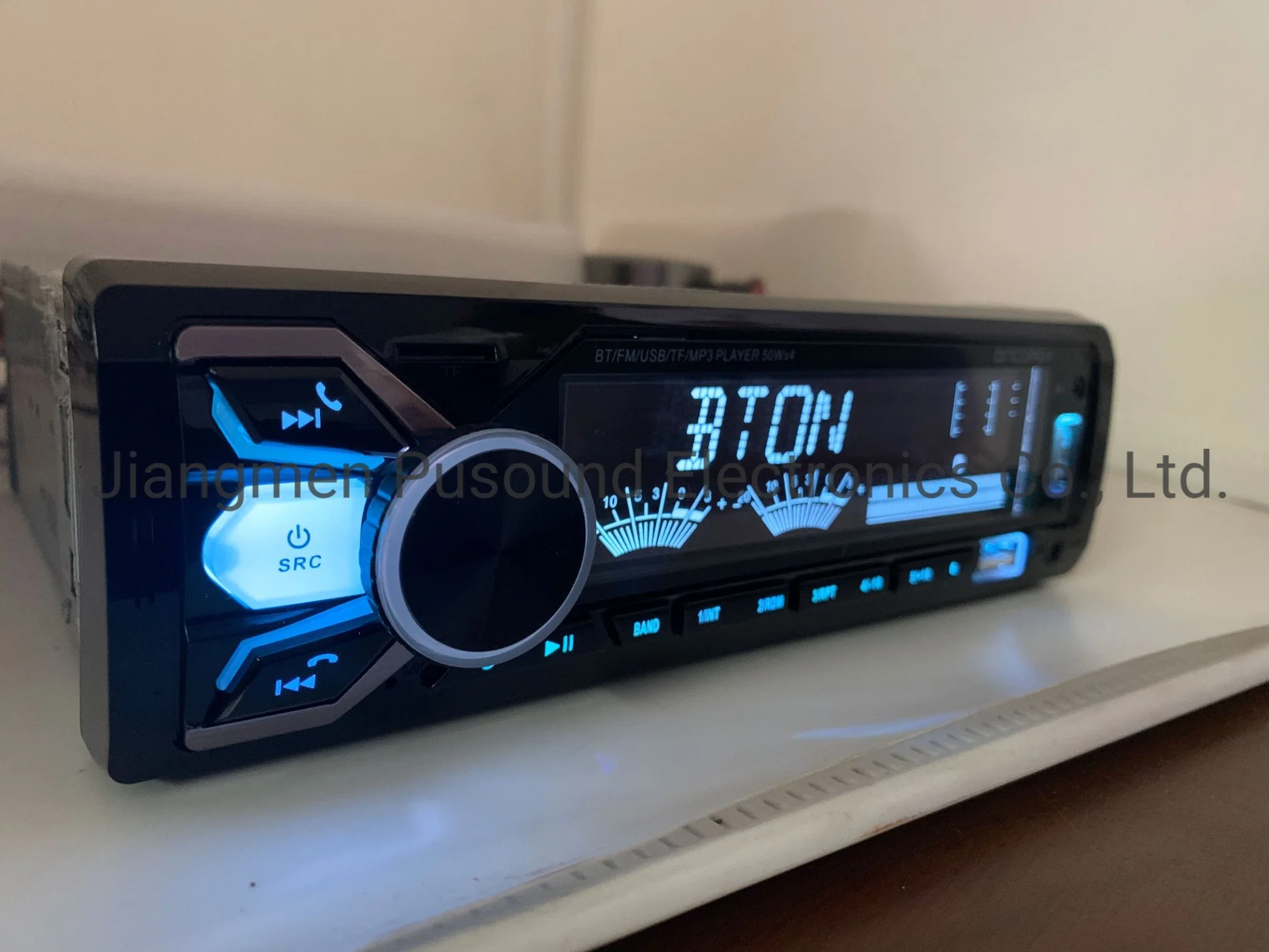 سيارة عالية الجودة Bluetooth MP3 مشغل صوت السيارة راديو FM مع شاشة LCD