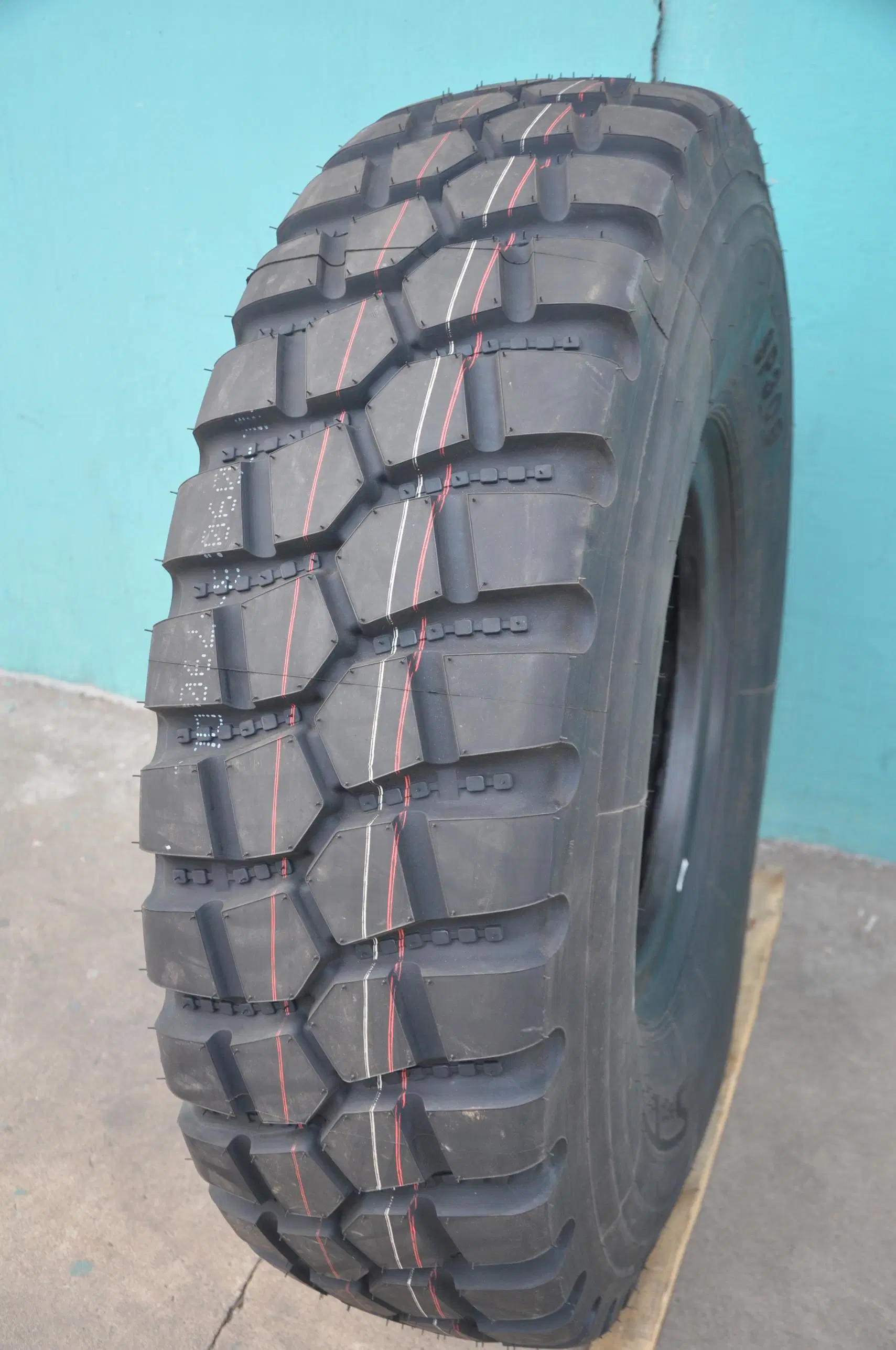 إطار Radial خاص بالفولاذ 335/80r20 365/80r20 365/85r20 395/85r20 14.00r20